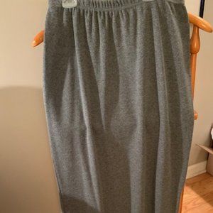 LONG SKIRTS ARE COMING BACK. Kathy Ireland long grey sweater skirt. Circa 2000.